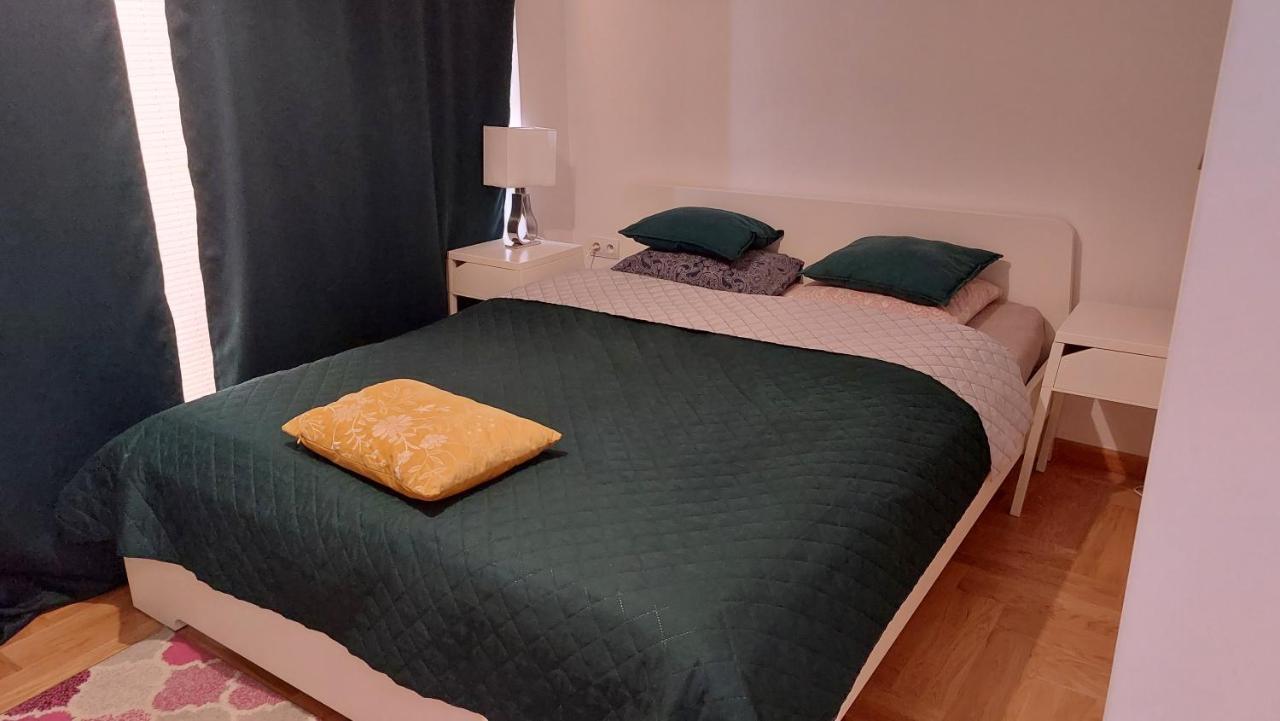 Suzanna Arkadia Apartment *